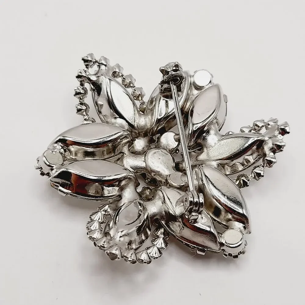 Vintage Clear Rhinestone Flower Brooch Rhodium Plated Sparkling 1.5 Inch